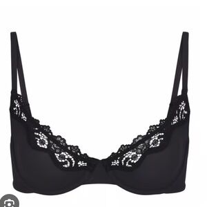Skims Fits everybody lace underwire bra NWT